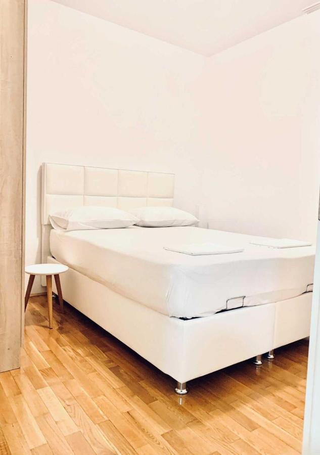 بودفا Apartments Chanel المظهر الخارجي الصورة
