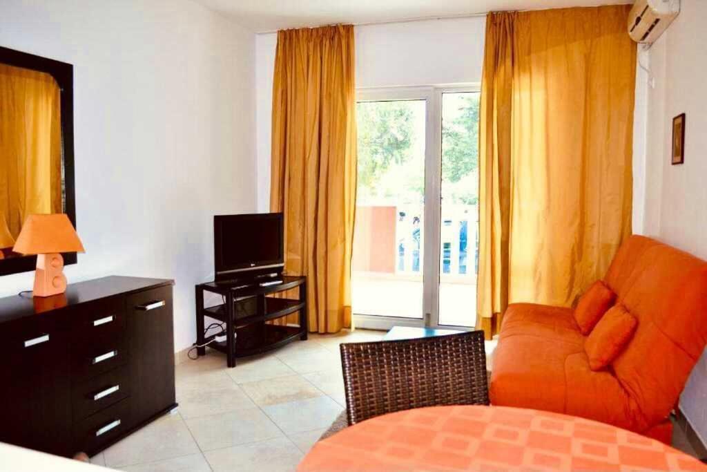 بودفا Apartments Chanel المظهر الخارجي الصورة